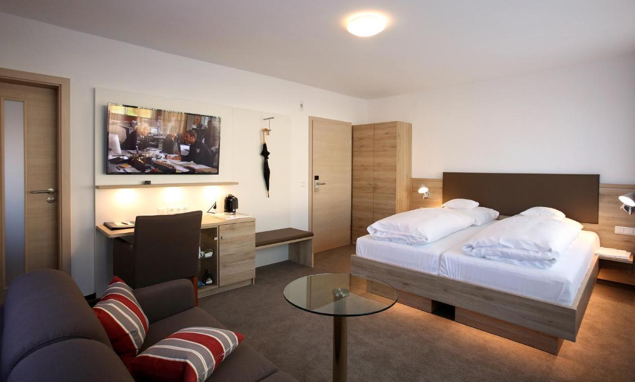Hotel Warteck 3*